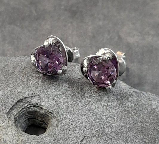 SS853B - 9MM HEART PURPLE CZ SILVER PLATE STUD
